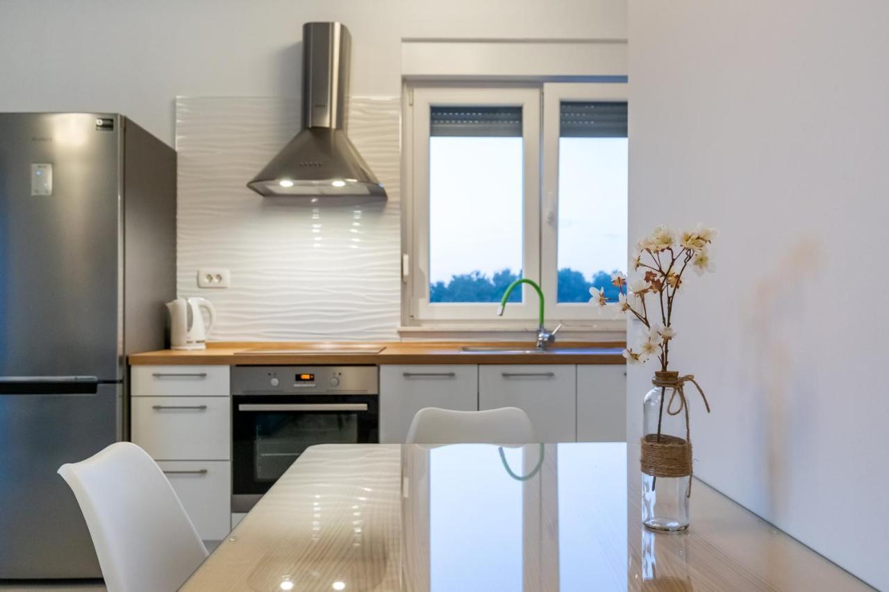 Apartments Evita Bibinje Kültér fotó